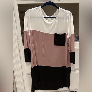 NWOT Colorblock Tunic LG